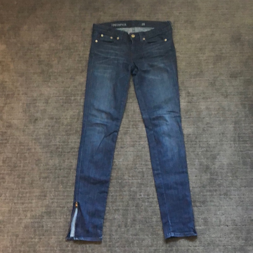J crew classic blue jeans